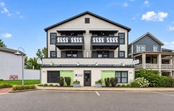 2039 Celadon Drive NE, Grand Rapids, MI 49525