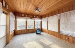 52 North Mernitz Avenue, Freeport, IL 61032