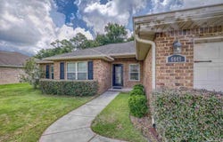 6049 Autumn Pines Cir, Pace, FL 32571