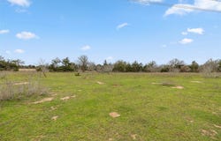 533 L7 Grassyville RD, Paige, TX 78659