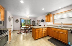 1905 S Wheatland Ct, Sioux Falls, SD 57106-4748