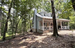 440 Arnold River Road, Jesup, GA 31545