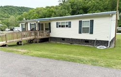 16605 Daniel Boone Parkway, Peytona, WV 25154