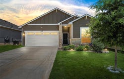 448 Oxford Lane, Troy, TX 76579