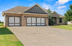 11216 SW 42nd Court, Mustang, OK 73064