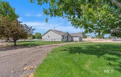 7267 Bowmont Rd, Nampa, ID 83686-9523