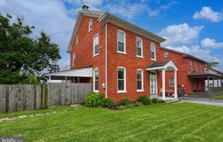 3156 LINCOLN HIGHWAY E, PARADISE, PA 17562