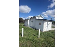 100 E Huisache Street, Falfurrias, TX 78355