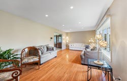 1421 LAWRENCE CRESCENT Street, Flossmoor, IL 60422