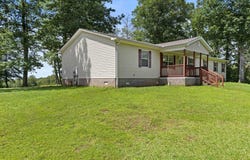 5625 Hawk Pride Mountain Rd, Tuscumbia, AL 35674