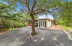 317 Saddle Mountain Dr, Boerne, TX 78006