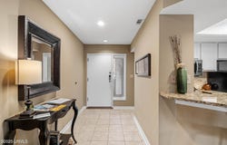 13 Harbourside Lane, Hilton Head Island, SC 29928