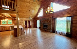 13570 CHAMBERS Road, Petersburg, IL 62675
