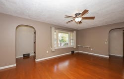 308 W Mulberry Street, South Whitley, IN 46787-1261