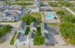 105 Lafayette Ln, ROCKPORT, TX 78382