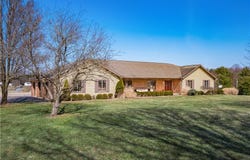 5023 Dresden Court, Zanesville, OH 43701