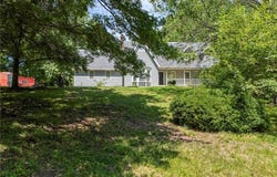 18200 NE 77th Street, Liberty, MO 64068