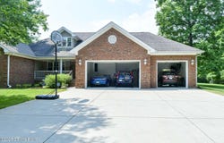 9108 Fairmount Rd, Louisville, KY 40291