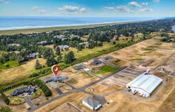 89236 BELMONT Rd, Warrenton, OR 97146