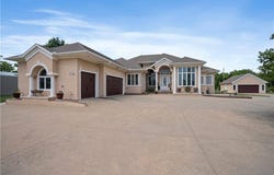 1702 Cedar Ridge Road, Parsons, KS 67357
