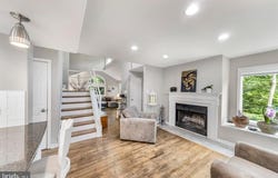 217 SLEEPY HOLLOW COURT, NEWARK, DE 19711