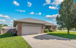 701 Lexington Circle, Clever, MO 65631