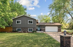 4060 121st Avenue NW, Coon Rapids, MN 55433