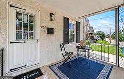 239 FAIRVIEW ROAD, CRUM LYNNE, PA 19022