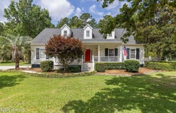 110 E Pointe Road, Rocky Point, NC 28457