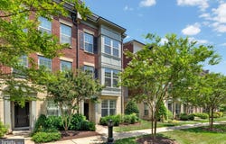 839 REGENTS SQUARE, OXON HILL, MD 20745