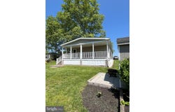 605 WILLOW DRIVE, GREEN LANE, PA 18054