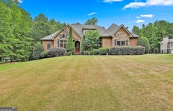 555 Mountains Edge, Peachtree City, GA 30269