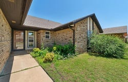 708 Cactus Court, Yukon, OK 73099