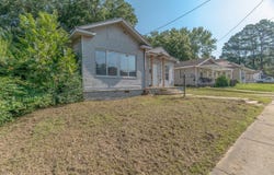 1322 W Huntington Ave, Jonesboro, AR 72401