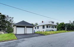 1002 4TH AVENUE, HARRISBURG, PA 17113