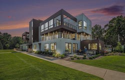 950 E Jackson Boulevard, Elkhart, IN 46516