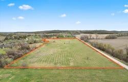 1495 N 2100 Road, Lawrence, KS 66044