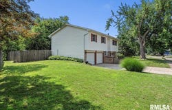 84 Chukar Drive, Chatham, IL 62629