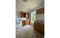 1011 10th St, Racine, WI 53403