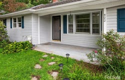 422 Hillcrest Circle, Hendersonville, NC 28792