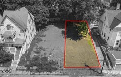 18 Ridgewood Street, Waterbury, CT 06710