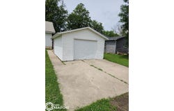 434 Way Avenue, Woden, IA 50484