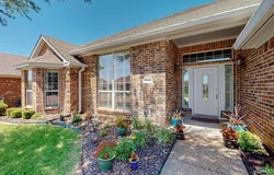 1115 Cresthaven Drive, Cedar Hill, TX 75104