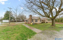12 West 3rd Street, Grant, AL 35747