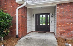 29 Wilshire Blvd, Laurel, MS 39443