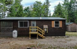 147 Loop Road, Lincoln, ME 04457