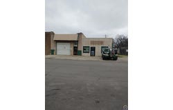 203 E Front St, Perry, KS 66073