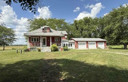 22104 E County Highway 8, Lewistown, IL 61542