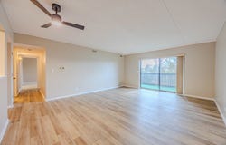920 Vose Drive, Gurnee, IL 60031