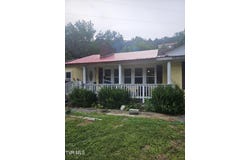 2049 Gravel Lick Road, Castlewood, VA 24224